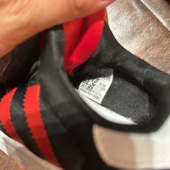 Adidas Hello Kitty Girl Shoes - Picture 7 of 7